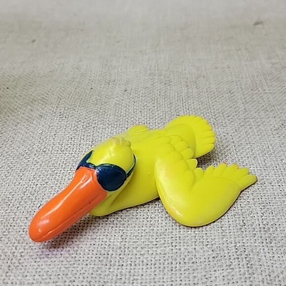 Rescuers Down Under by Disney book,Dvd, Bernard Chritmas ornament - Picture 12 of 15